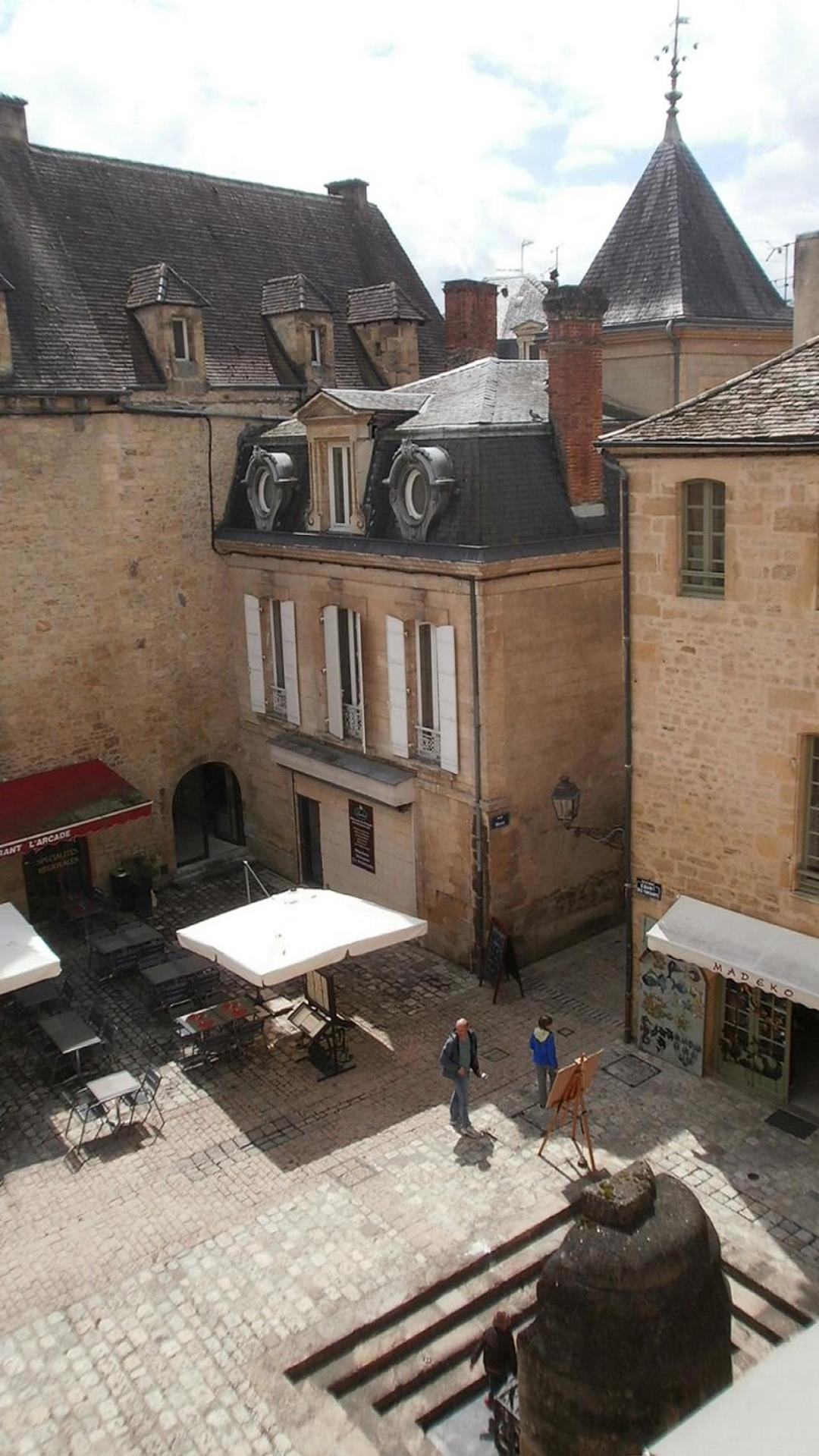 Le Grenier Du Chapitre Daire Sarlat-la-Canéda Dış mekan fotoğraf