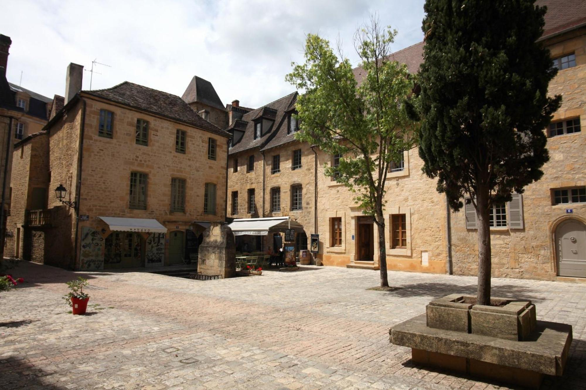 Le Grenier Du Chapitre Daire Sarlat-la-Canéda Dış mekan fotoğraf